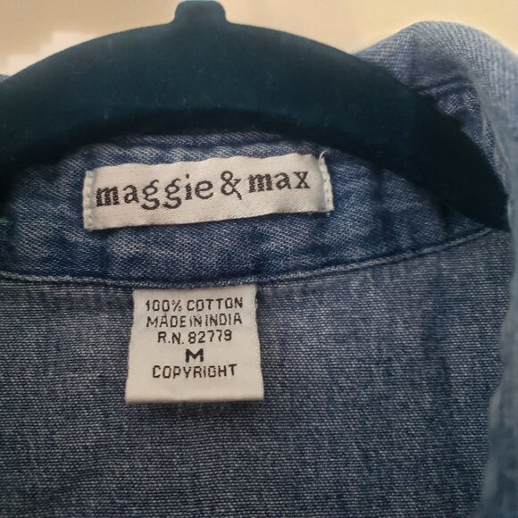 Vintage Womens Denim Embroidery Button Down Shirt Size M Oversize Western Boho - Picture 6 of 7